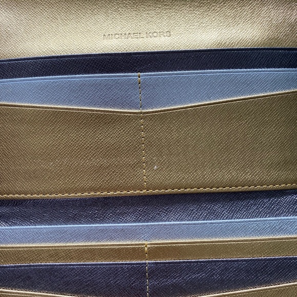 Michael Kors Tri Color Wallet - Picture 6 of 8
